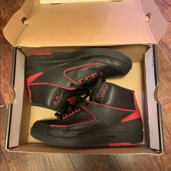 Jordan 2 - Picture 2 of 3